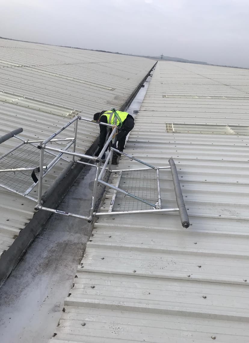 Roof Gutter Cleaning Works - Image 1